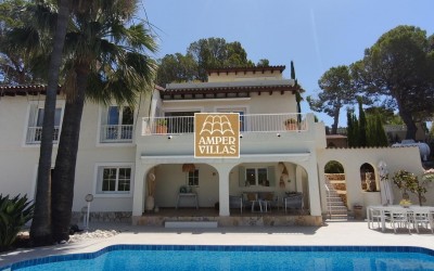An exclusive property, offering privacy and surrounded by nature
